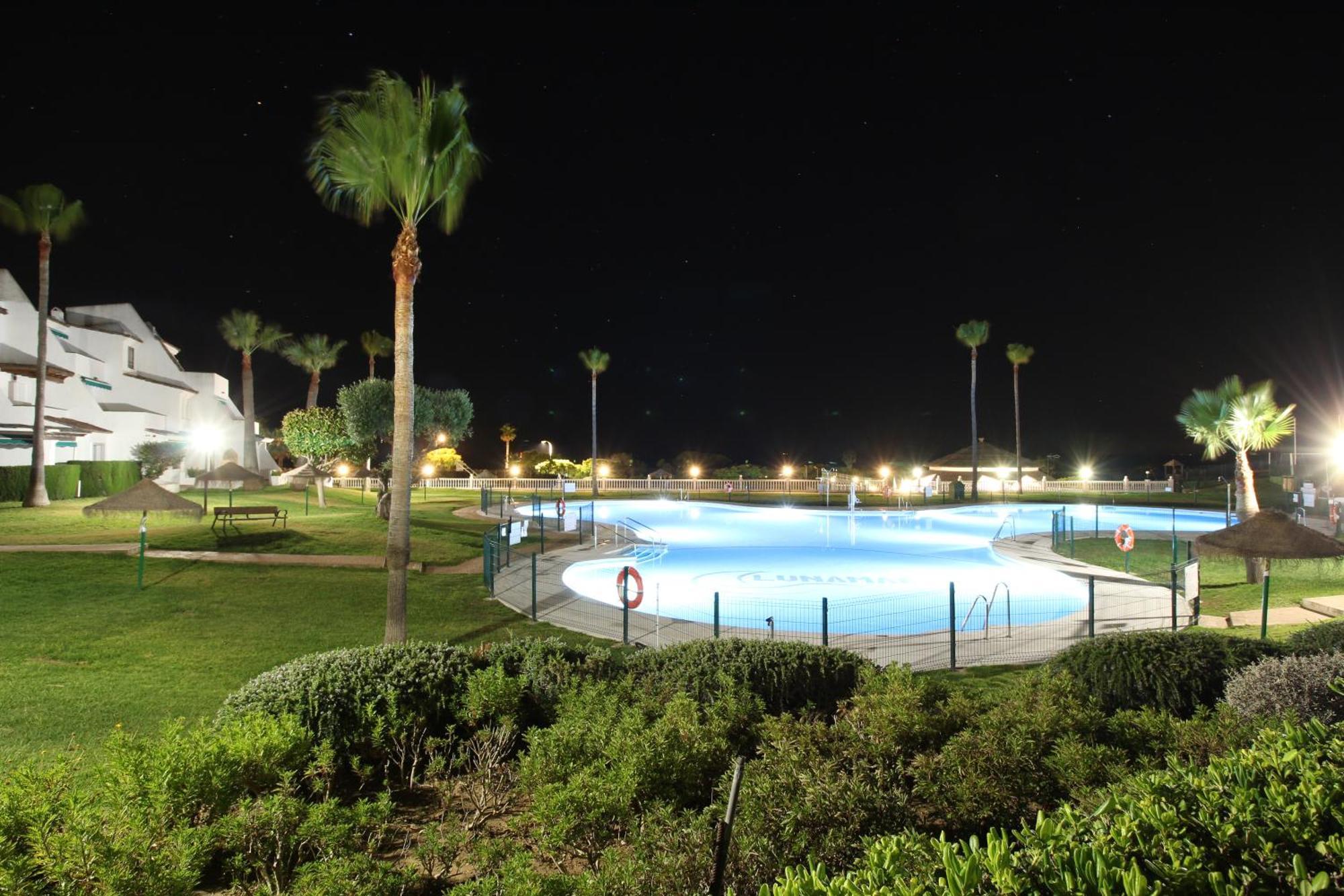 Lunamar El Mejor Resort En La Mejor Playa Marbella Exterior photo